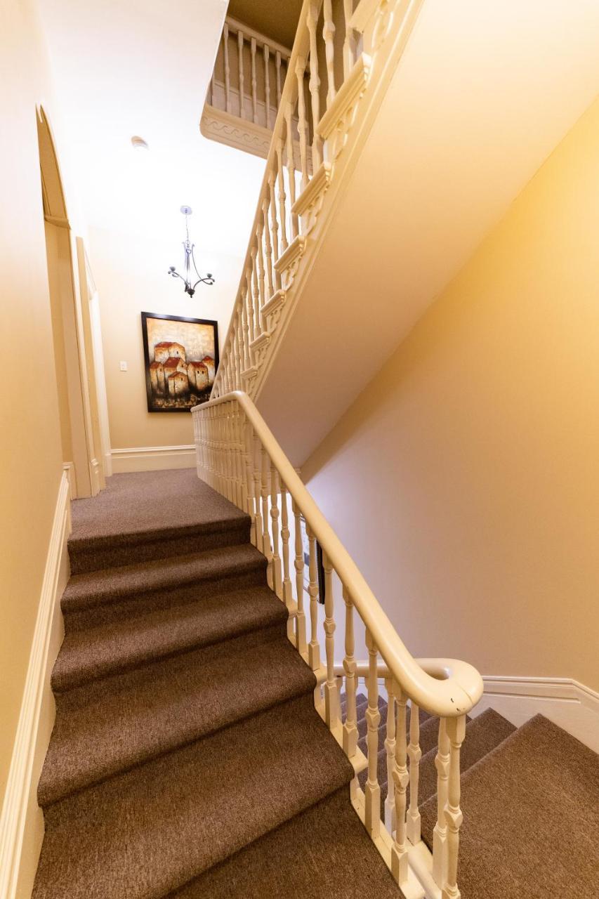 Abba Inn Guest House St. John's Bagian luar foto