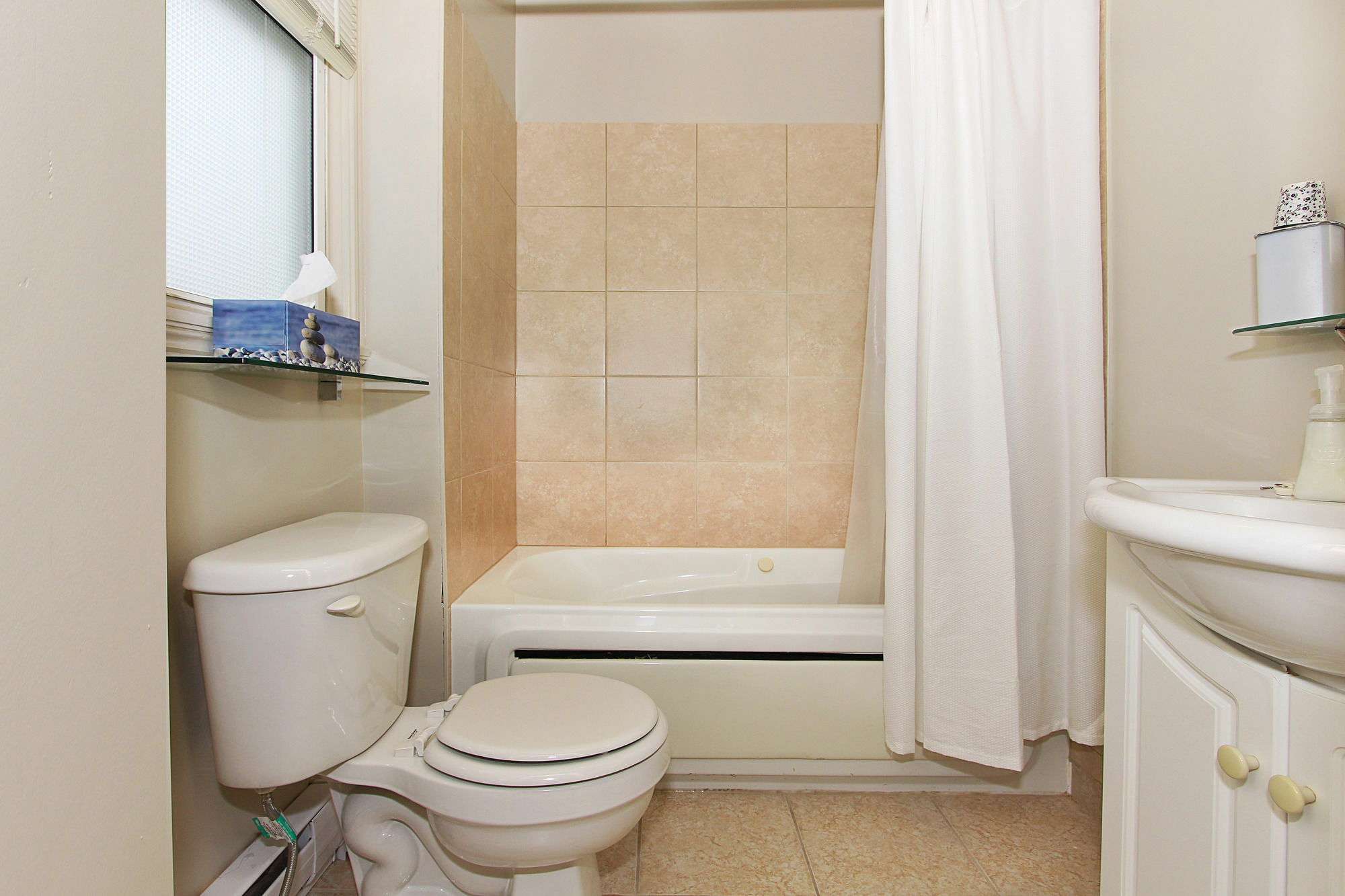 Abba Inn Guest House St. John's Bagian luar foto